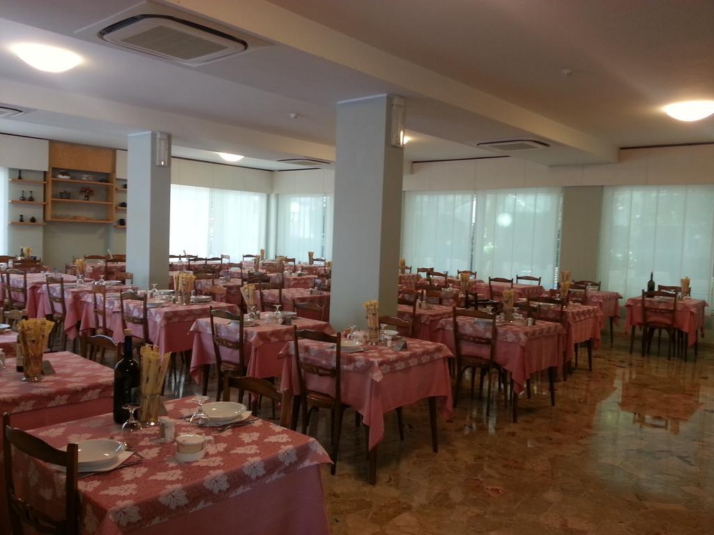 Hotel Irene 리치오네 외부 사진